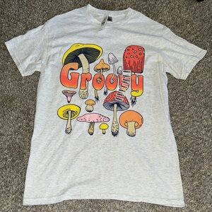 Gildan multicolored short sleeve graphic t-shirt